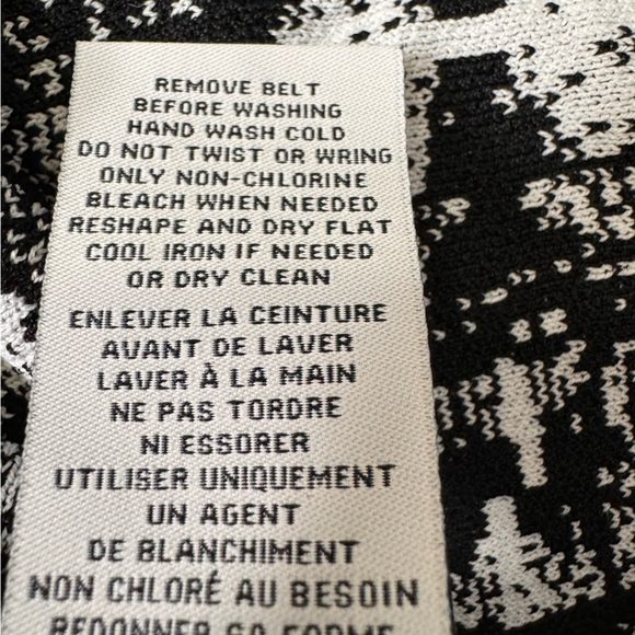 Carmen Marc Valvo Scoop Neck Graphic Print Fit & Flare Dress Size Small - Picture 9 of 9